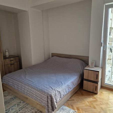 Comfy Center Apartment Скопье Экстерьер фото