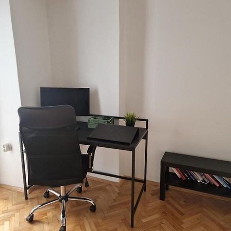 Comfy Center Apartment Скопье Экстерьер фото