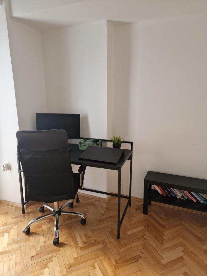 Comfy Center Apartment Скопье Экстерьер фото