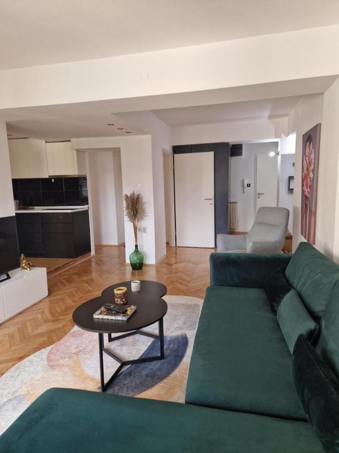 Comfy Center Apartment Скопье Экстерьер фото